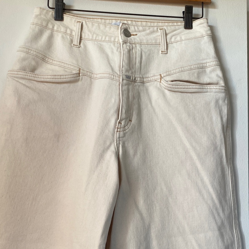 Closed Off-White Straight Leg Jeans